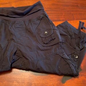 Calvin Klein performance capris
